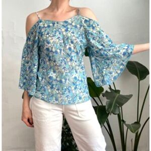 Retro Blue Floral Print Cold Shoulder Top